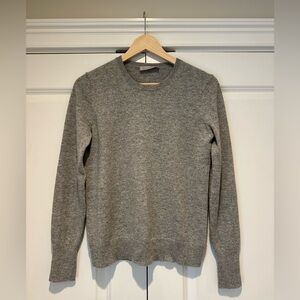 EVERLANE cashmere crewneck sweater; size Small